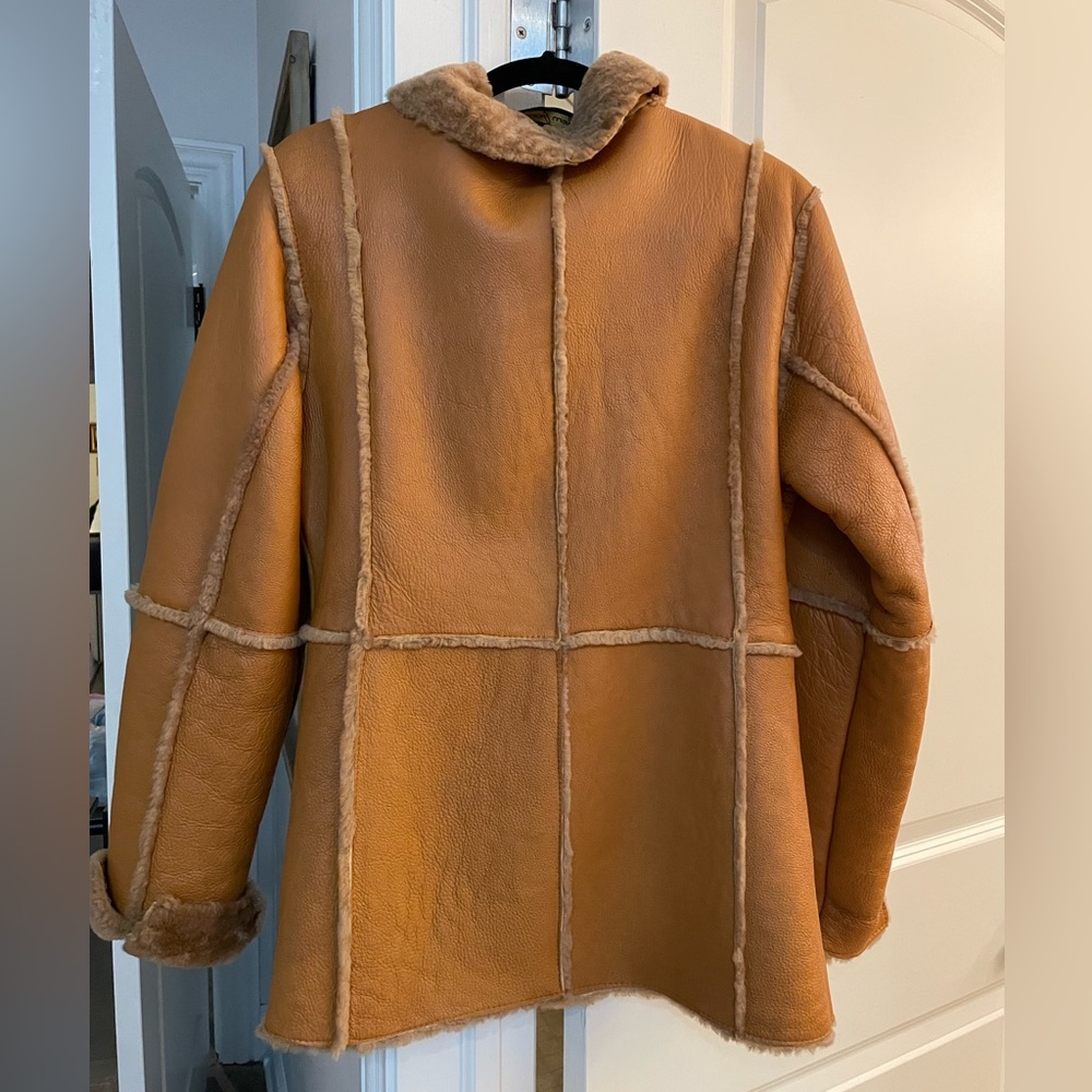 Rem Garson Tan Shearling Jacket - Picture 7 of 10